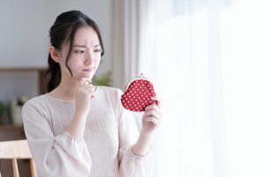 お金がない女性でも一人暮らしはできる?初期費用や生活費を抑える方法を紹介